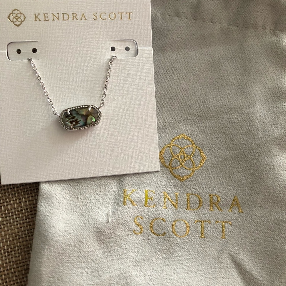 Kendra Scott Elisa necklace